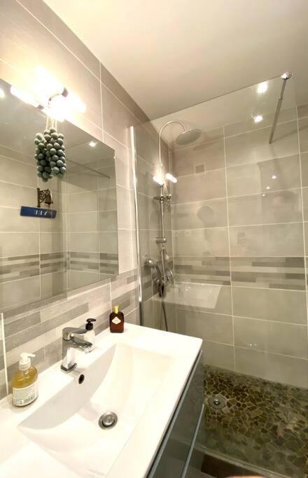 Appartement Chaleureux Entre Zola Et Proce. Nantes Ngoại thất bức ảnh